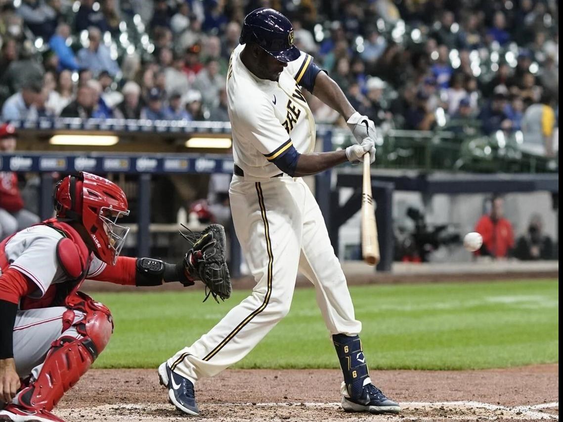 Tellez sets Brewers record with 8 RBIs; Crew routs Reds, 18-4