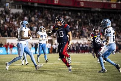 Davis Alexander takes starting quarterback reps at Alouettes practice