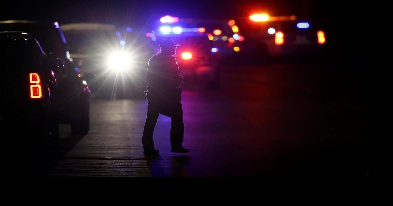 Phoenix officer killed, 2 others wounded; gunman killed