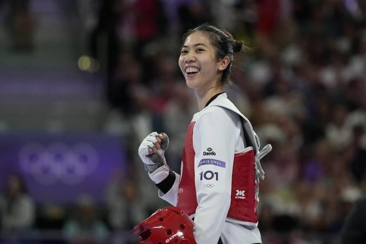 Wongpattanakit defends her Olympic taekwondo title and Park restores
