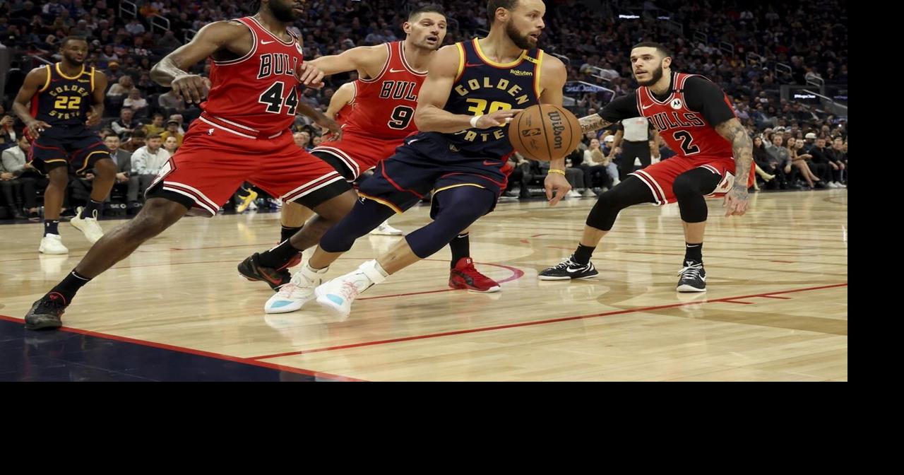 Stephen Curry scores 21 points in Warriors' 131-106 victory over the Bulls