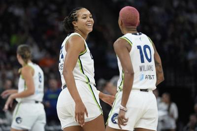 Lynx getting along just fine while Collier recovers, with Carrington making seamless arrival