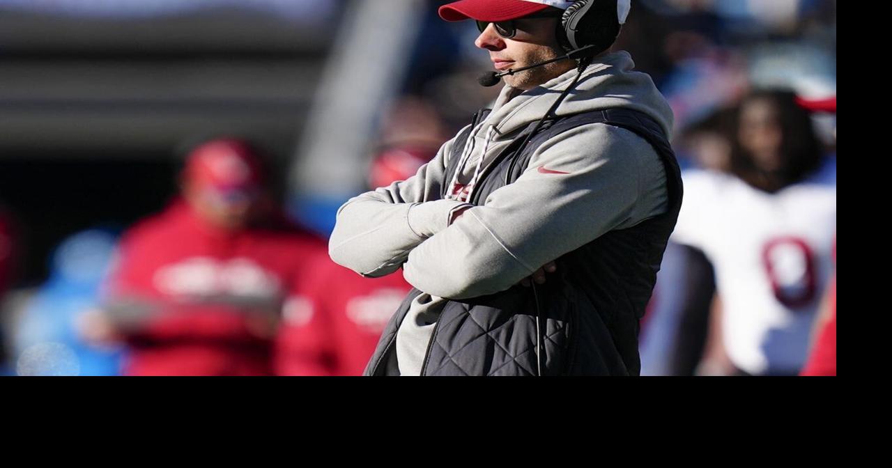 Cardinals fall short of playoffs for 3rd straight season with loss to lowly Panthers