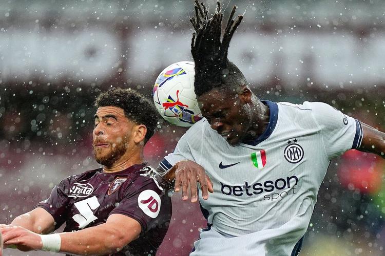 Torrential rain and delays can't halt Inter's pursuit of Serie A leader Napoli