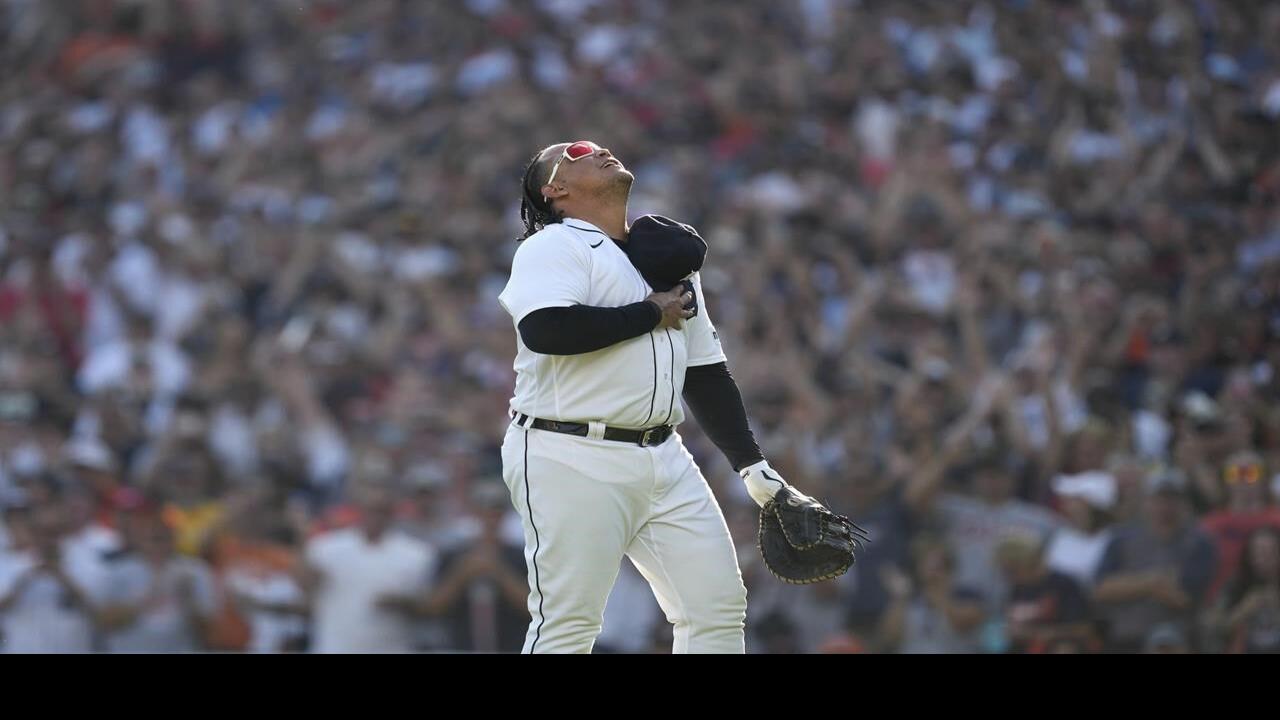 With a carefree sense of ease, Miguel Cabrera made hitting