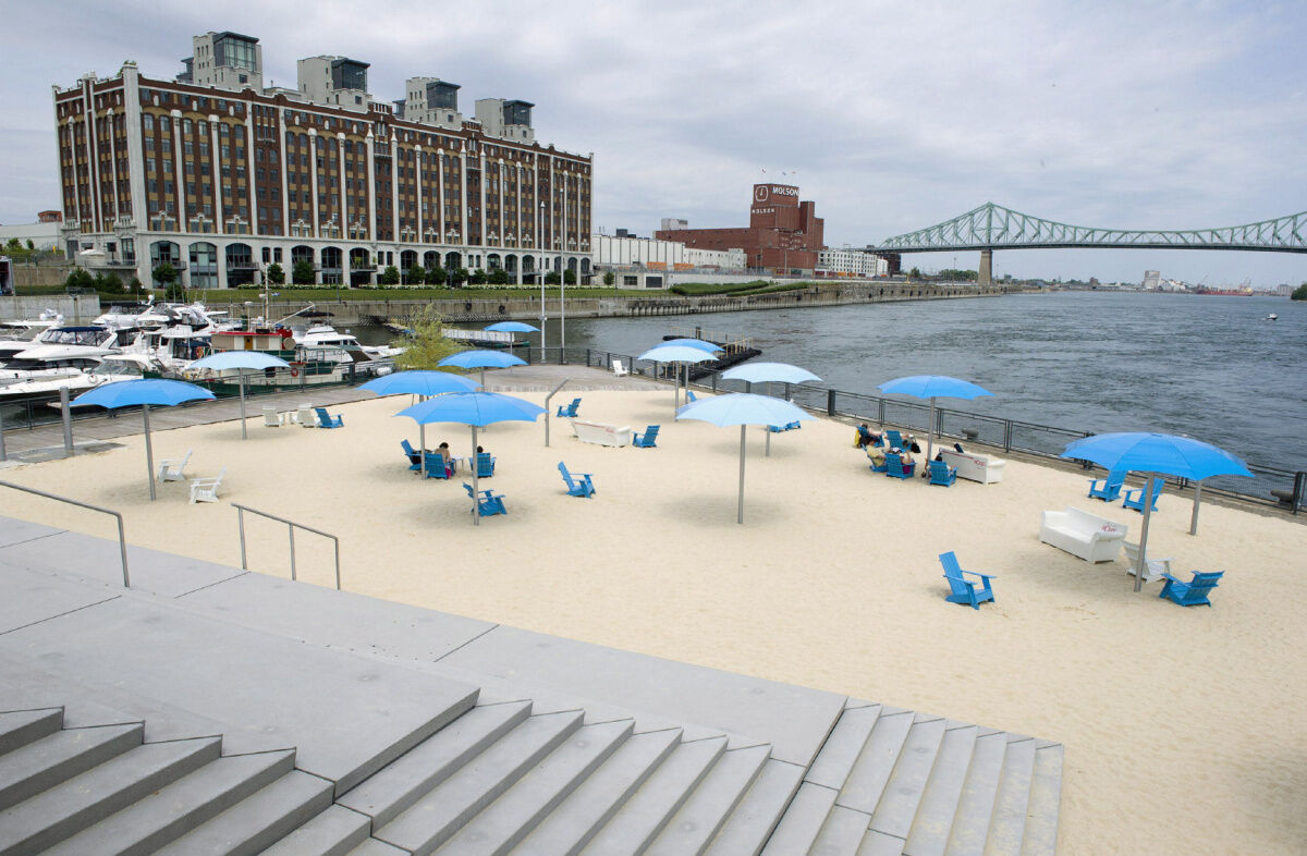 Beach on sale umbrella montreal