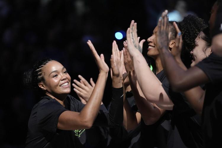 Lynx beat Wings 85-81 for 2nd time in 5 days, spoiling homecoming for Bueckers