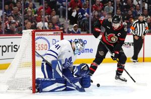 Benoit plays unlikely OT hero, Leafs take 3-0 lead in Battle of Ontario
