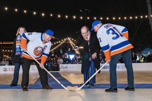 Islanders return to hockey roots, debuting pond hockey rinks outside UBS Arena at Belmont Park