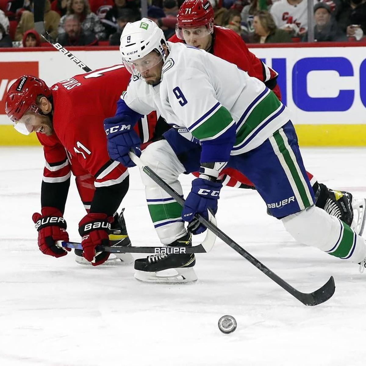 COVID and the NHL: Canucks' Demko, Miller test positive