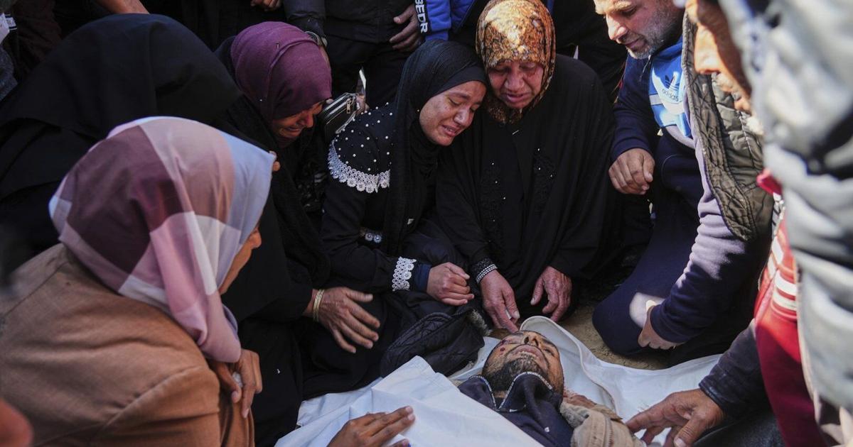 Middle East latest: Israeli strikes kill scores in Gaza as Egypt offers new ceasefire proposal