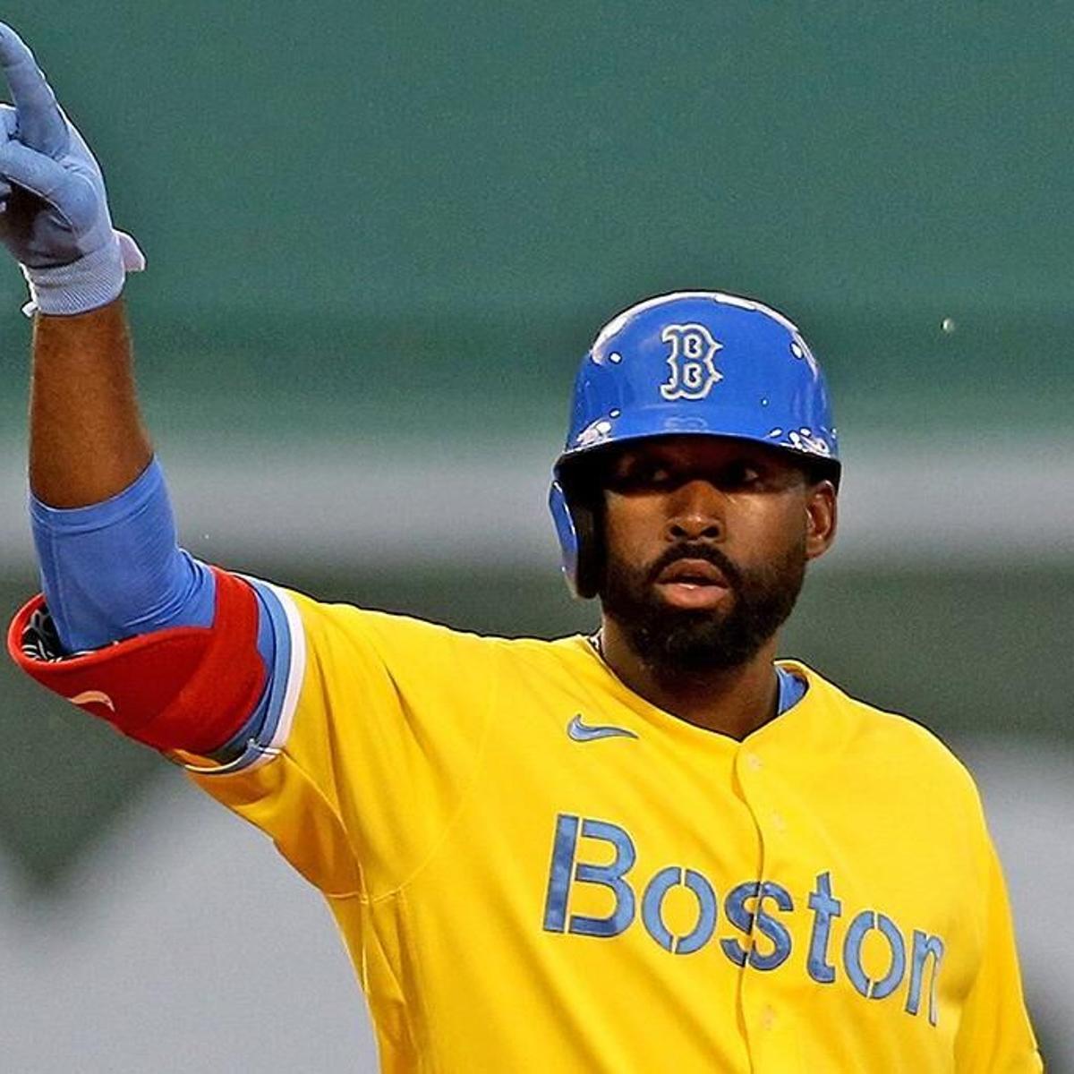 Longtime Red Sox CF Jackie Bradley Jr. to sign with Brewers, per