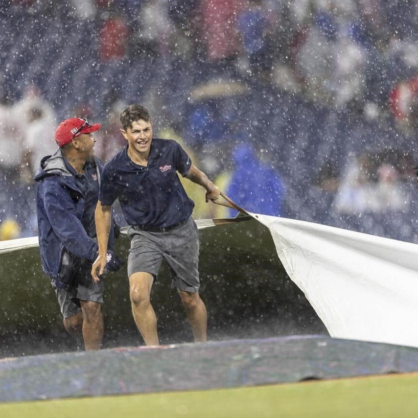 NLCS: Phillies maul Padres in Game 4 behind Harper, Hoskins and