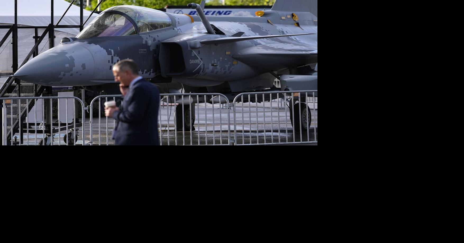 Saab says pilot training will take place in Canada if Ottawa buys Gripen jets