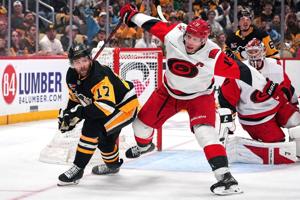 Hurricanes score 3 times on the power play in a 5-1 win over the Penguins