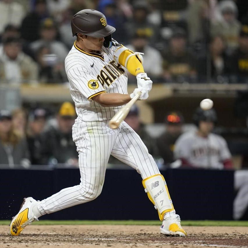 Padres 1st MLB team to walk off on back-to-back HRs by 8-9 – KXAN
