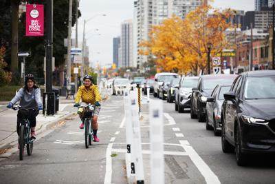 bike lane Bloor.JPG