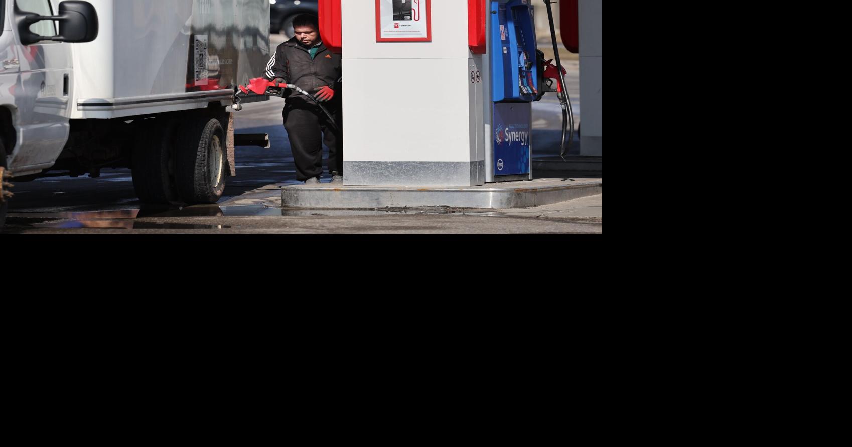 Toronto gas prices expected to hit .60 a litre by Friday as Iran tightens grip on Strait of Hormuz