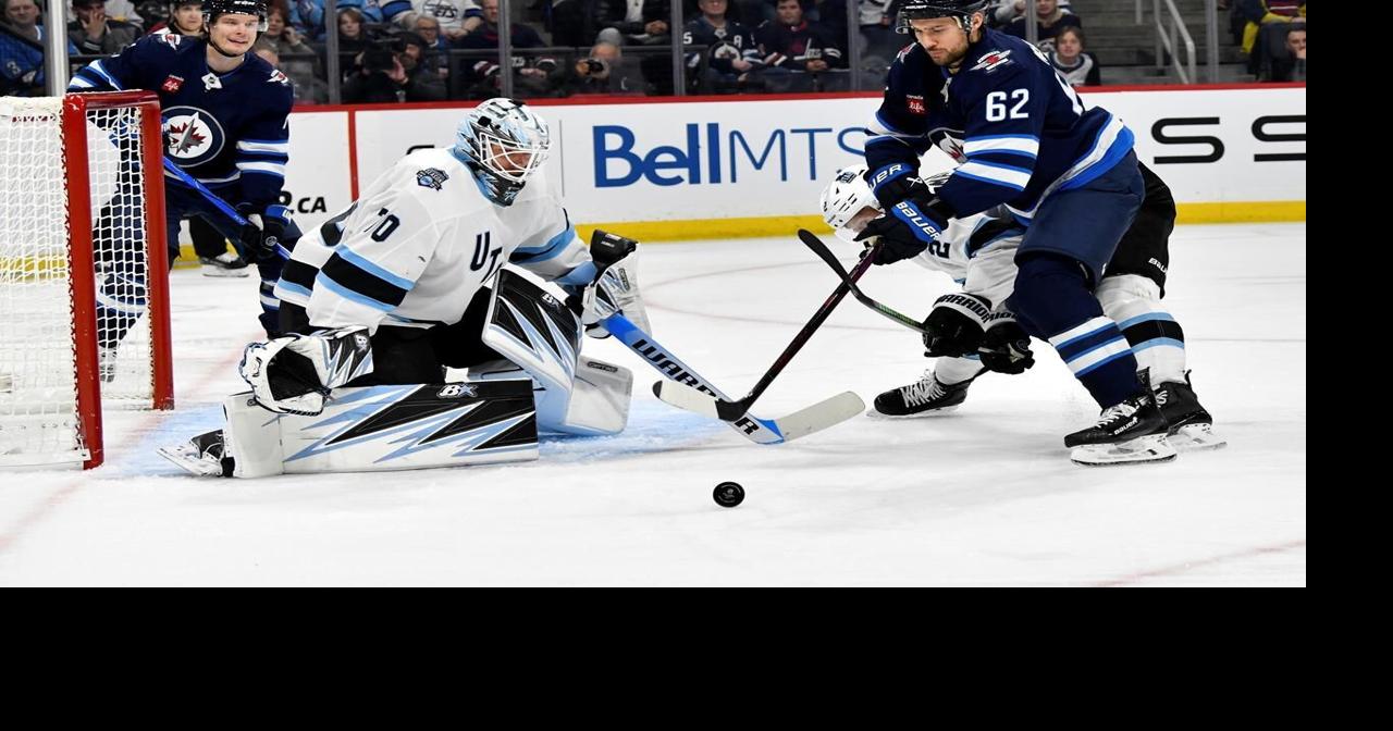 Niederreiter scores twice in 900th career game as Jets beat Utah 3-0