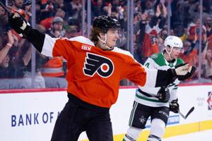 Zegras scores in OT as the Flyers beat the Stars 2-1
