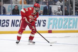 Wild sign 1st-round draft pick Zeev Buium after defenseman wraps up college career for Denver
