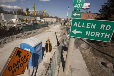 crosstown_lrt_construction