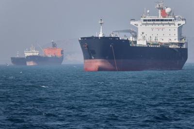 US, Gulf allies threaten Iran with sanctions in UN proposal if it doesn't release Hormuz chokehold