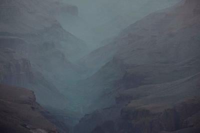 Fire crews along Grand Canyon are trying to save cabins after loss of historic lodge
