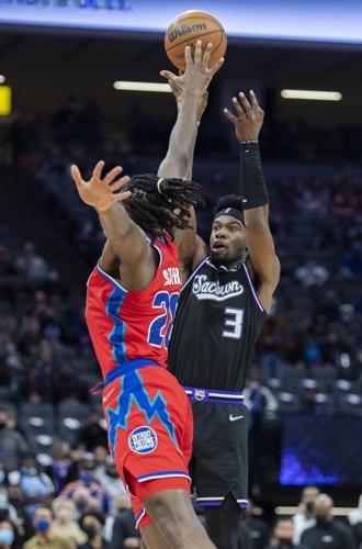 Sacramento Kings' Terence Davis out indefinitely because of wrist injury -  ESPN