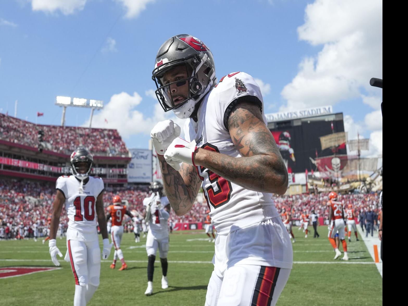 NFL Week 3 TD picks: Bet on Mike Evans to score against the Eagles