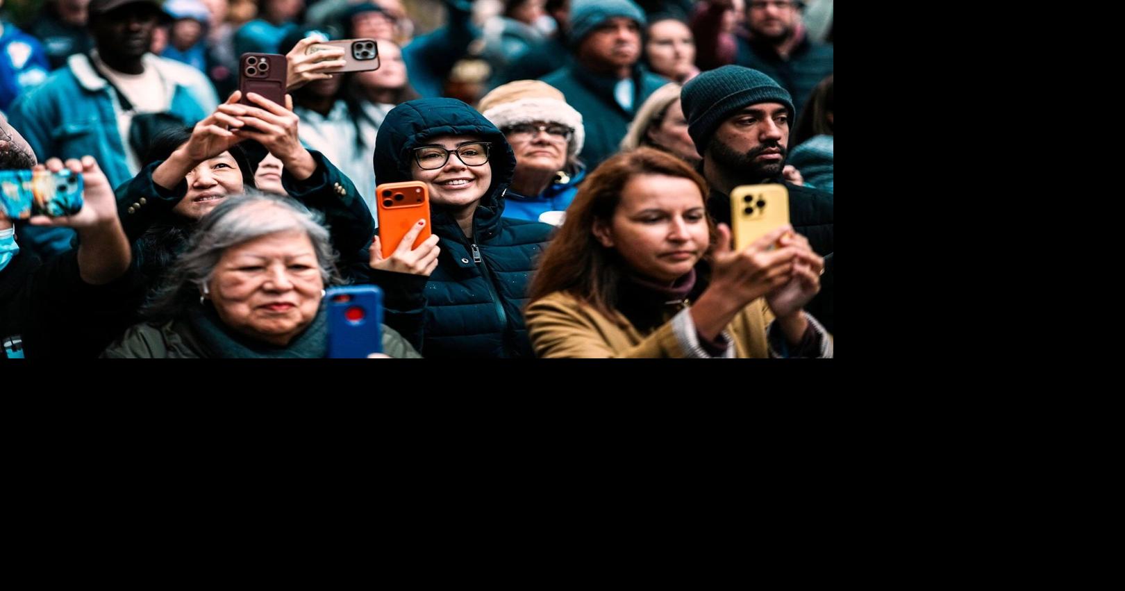 Rockefeller Center Christmas tree arrives in Manhattan, kicking off New York's holiday season