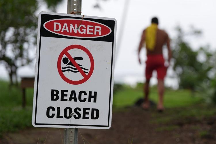 Print Risk Ladder Hurricane Nolo gains speed as it moves away from Hawaii, but high winds ...