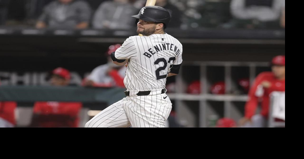 White Sox remain at 120 losses and tied with '62 Mets, rallying past Angels 3-2