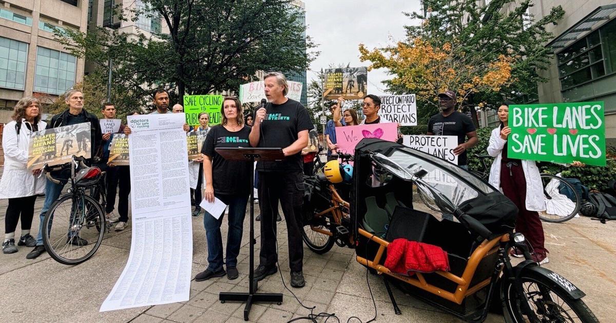 Health care workers urge Doug Ford to quash plan to remove Toronto bike lanes in open letter - Toronto Star