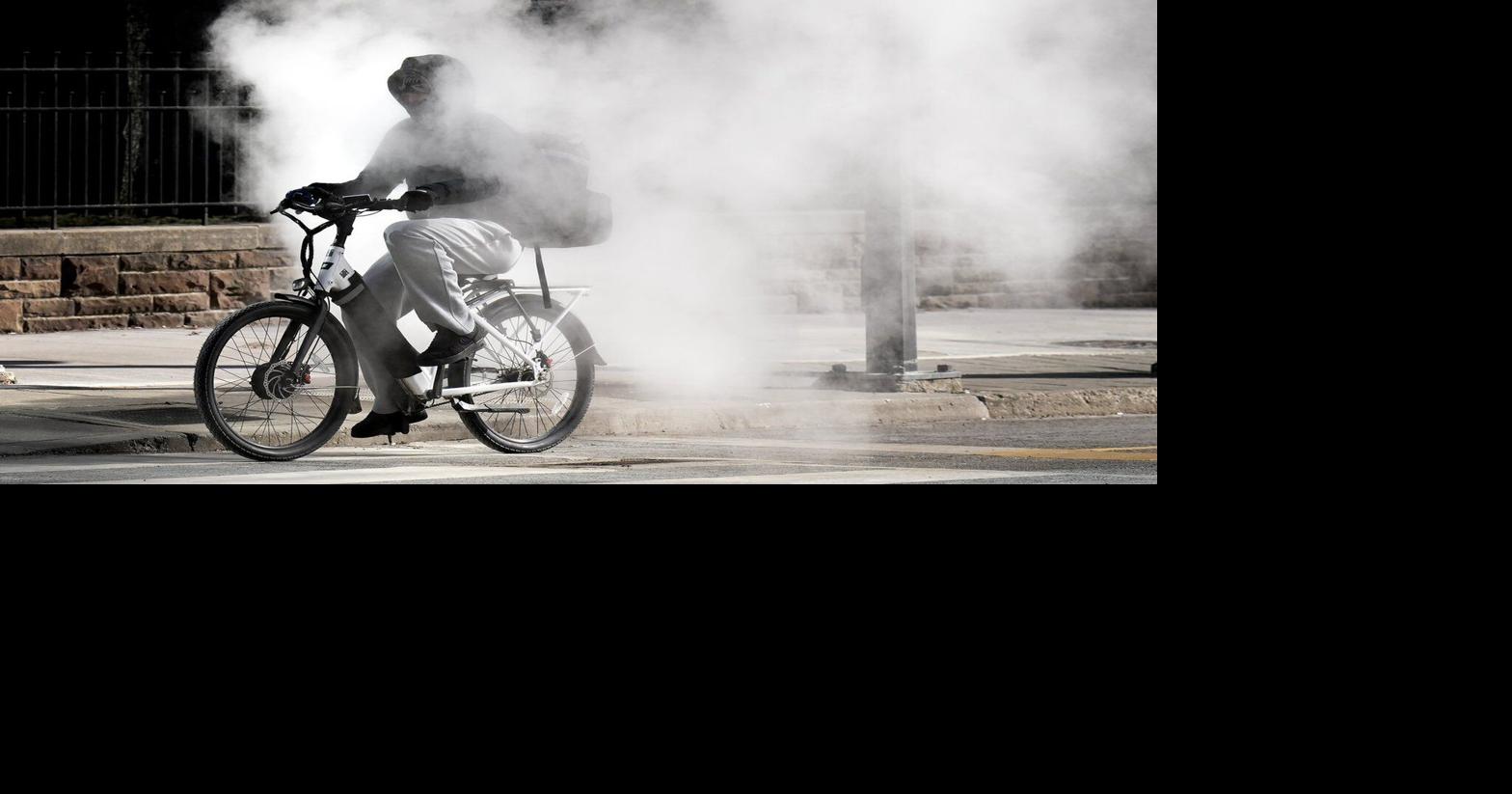 A short cold snap marches into Ontario, bringing frigid wind chills