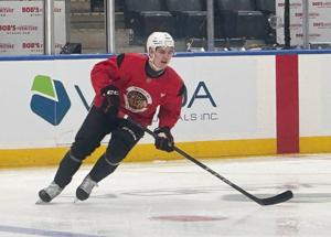 Top Blackhawks prospect Anton Frondell is making his NHL debut at the Islanders