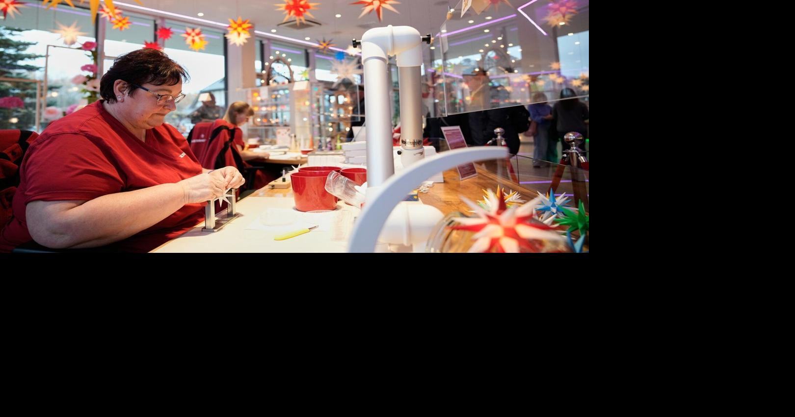 Moravian stars light up Germany's Christmas season