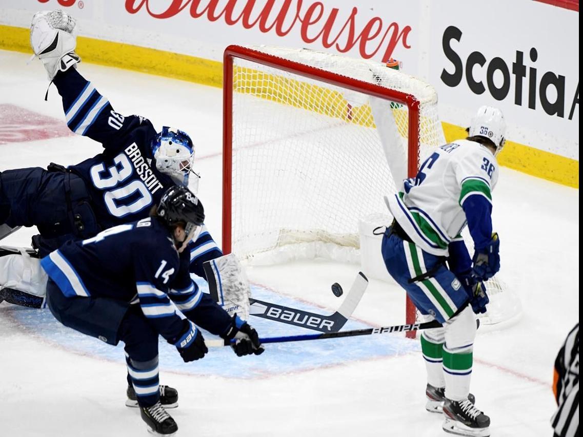 Hoglander scores twice as Vancouver Canucks dump slumping Winnipeg Jets 3-1