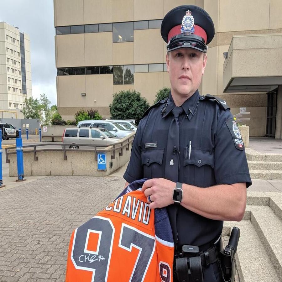 Police warn jerseys with fake Connor McDavid signatures sold in Edmonton -  Edmonton