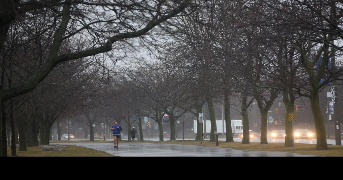 Environment Canada issues rainfall warning for Toronto ahead of wet weekend