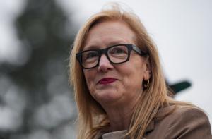 B.C. Finance Minister Brenda Bailey diagnosed with 'early-stage, treatable cancer'