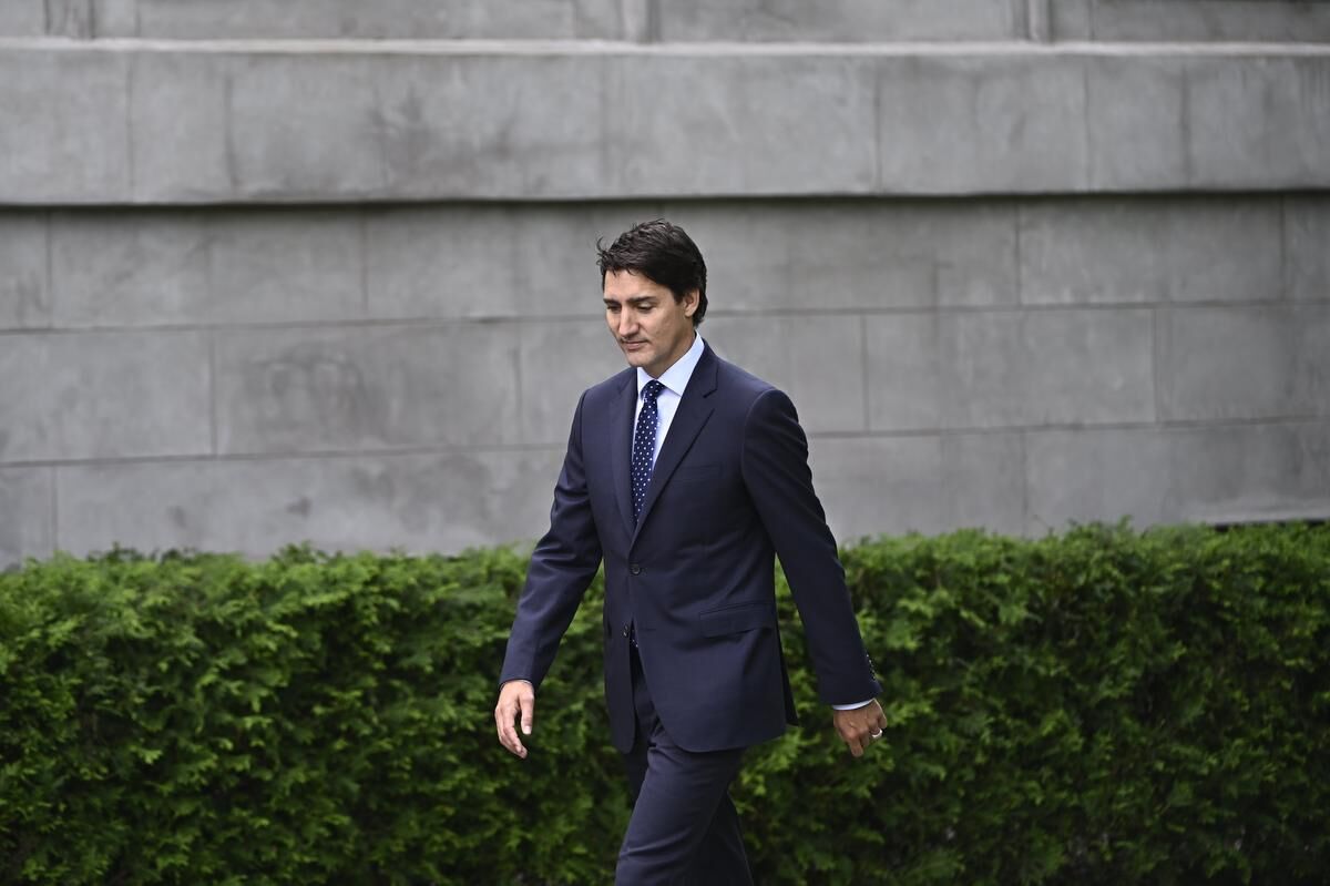 Justin Trudeau Makes Sweeping Overhaul To Cabinet