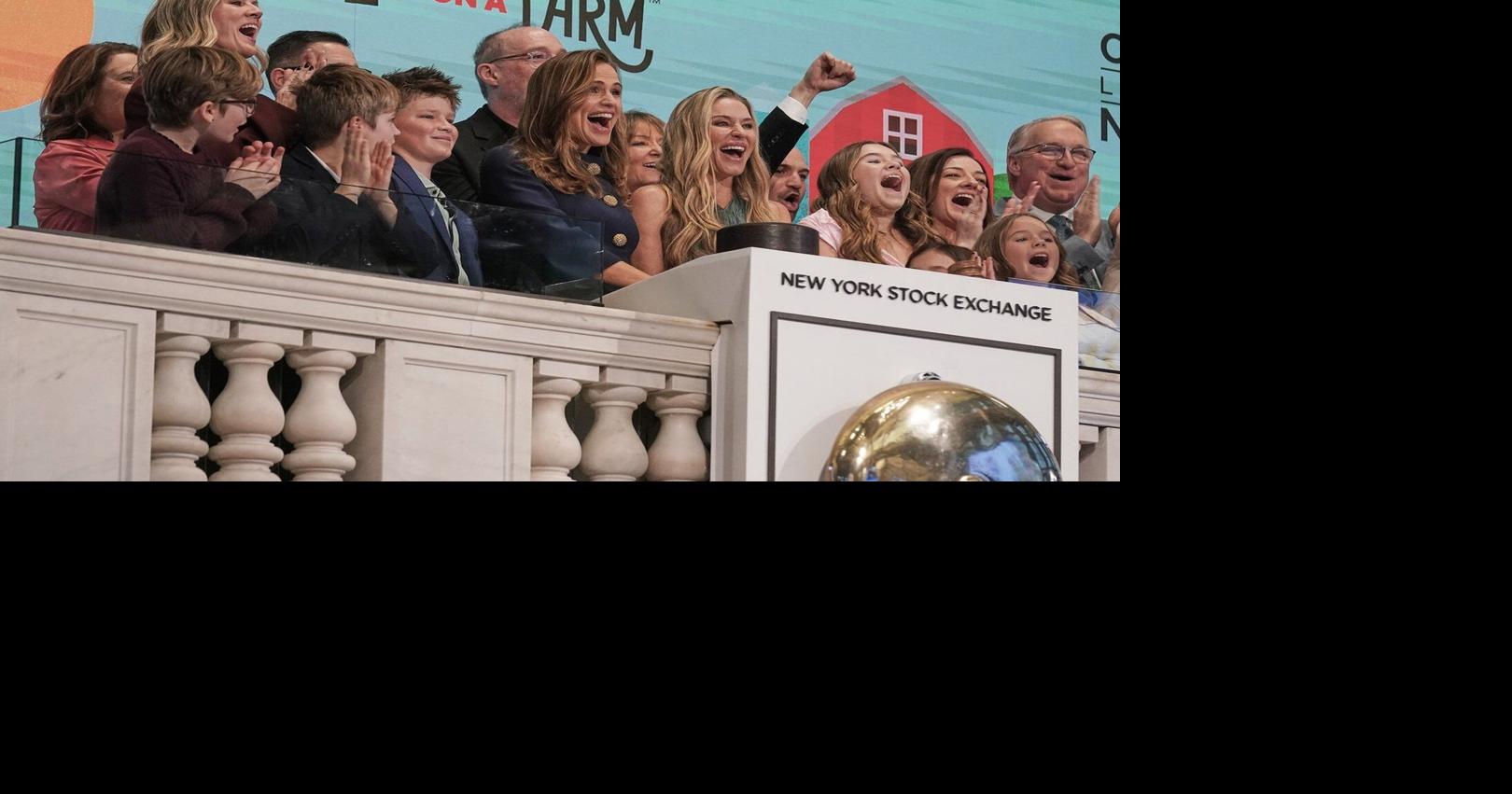 Canada, U.S. stock markets rebound on Friday, with the Dow Jones topping 50K