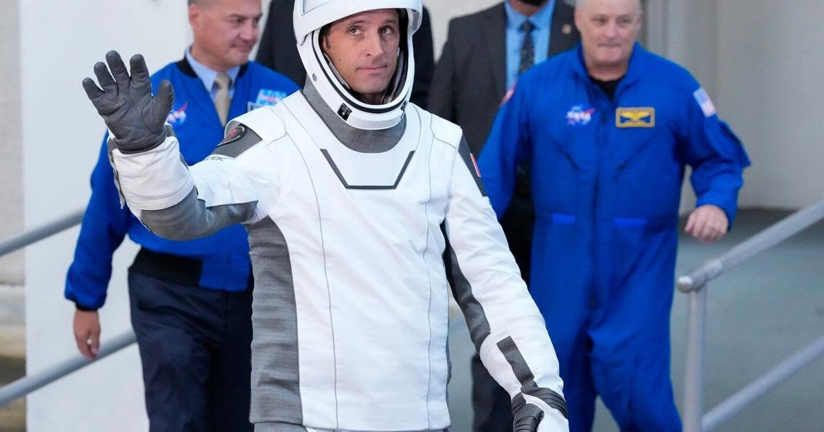 Canadian astronaut reaches International Space Station for six-month mission - Toronto Star