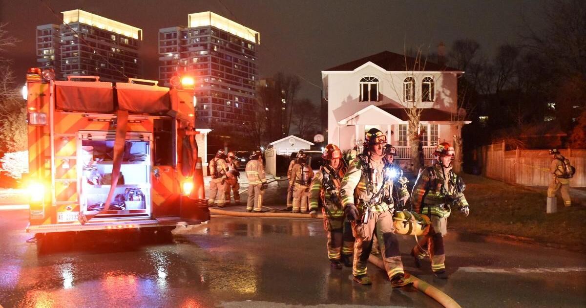 Two people dead after Sunday night house fire in Oakville