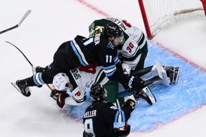 Mammoth beat Minnesota 5-2 to end the Wild's winning streak at 6