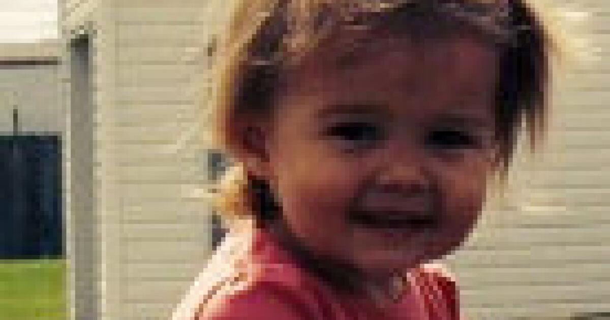 Missing 2-year-old girl found safe by volunteer near Woodstock