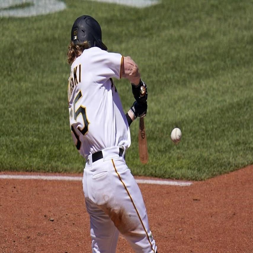 Suwinski hits 2-run HR in bottom of 9th, Pirates beat Dbacks