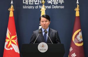 South Korea proposes military talks with North Korea to calm rising border tensions