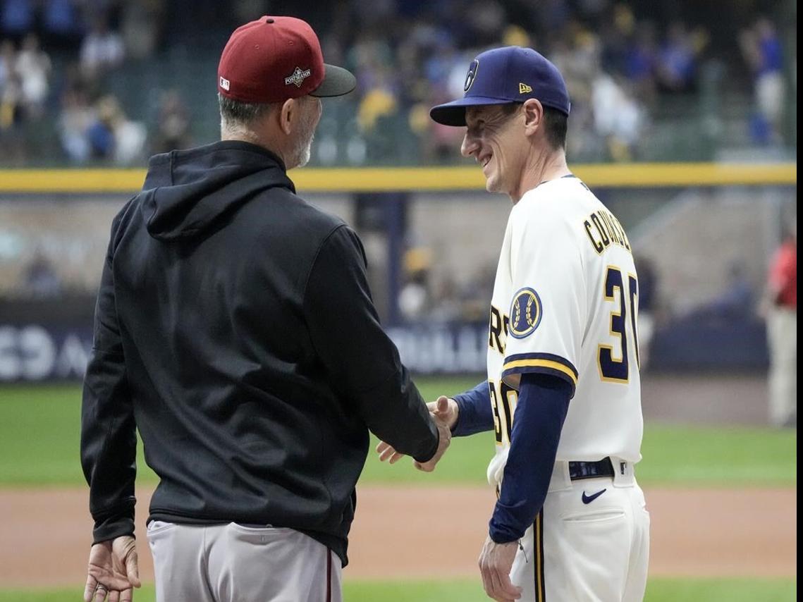 Brewers' Craig Counsell comments on surprising roster decision